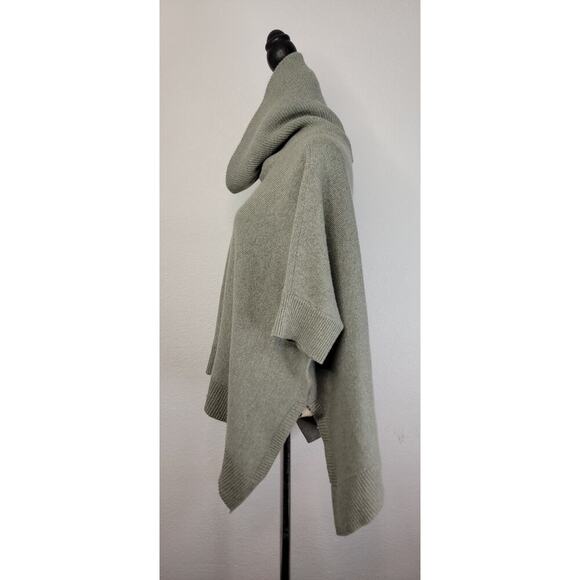 Theory Cashmere Pullover Knit Poncho Sweater Sz Medium Turtleneck Green - Picture 8 of 11